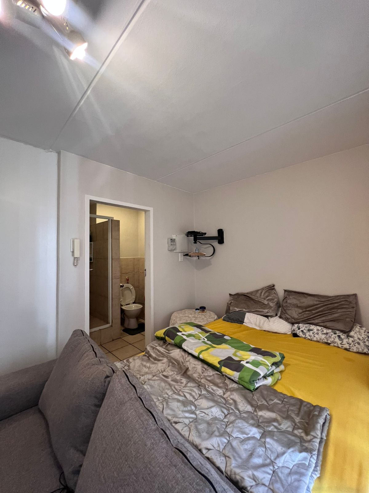 PHOTO-2025-10-07-18-43-57