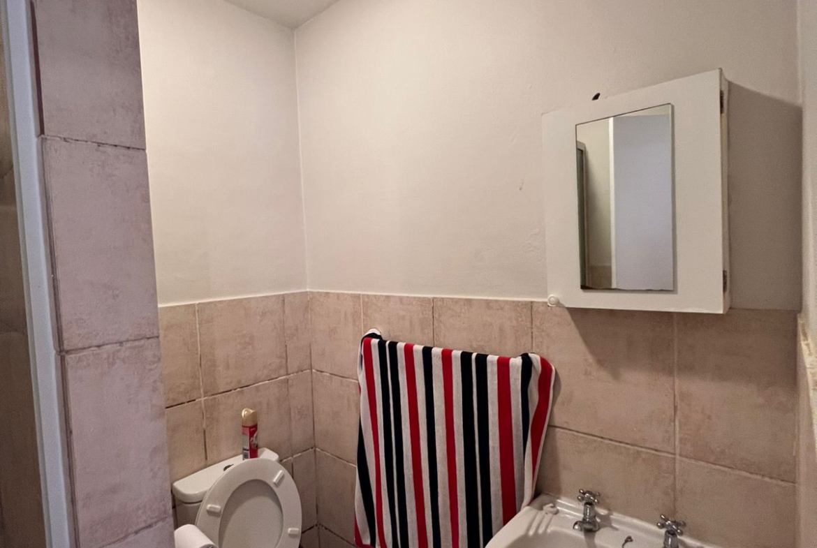 PHOTO-2025-10-07-18-44-39