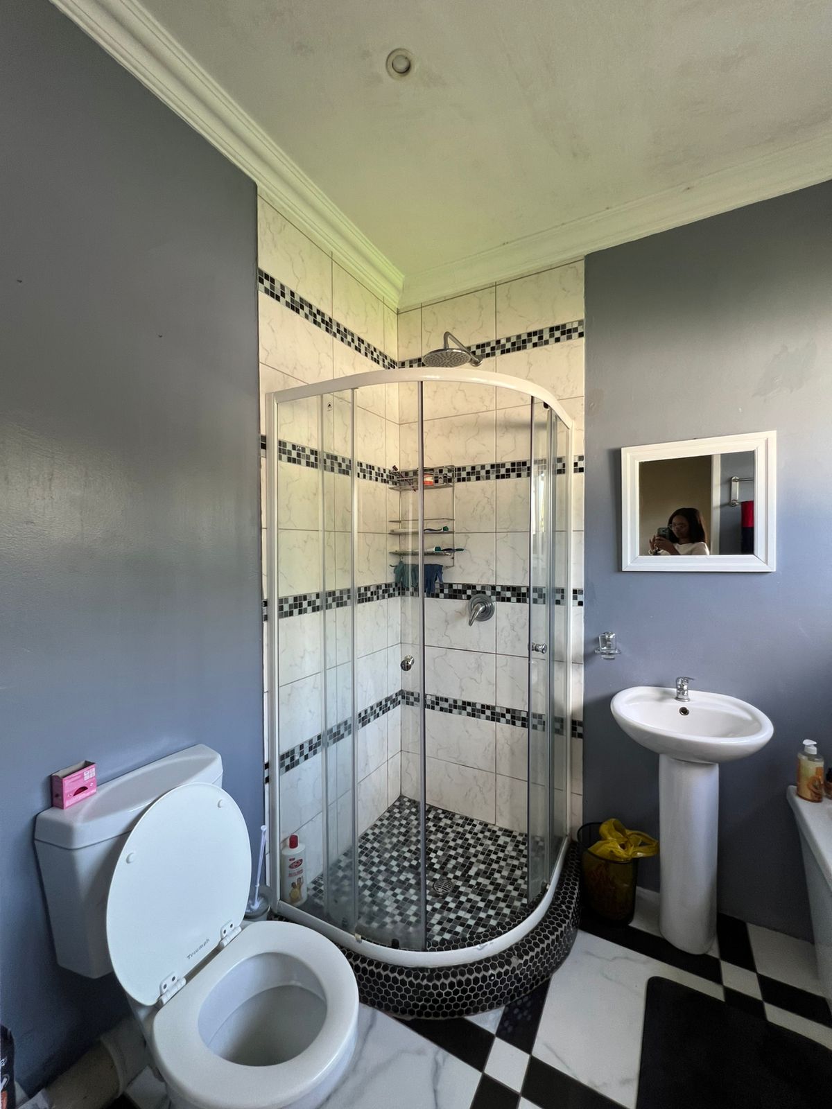 0260e833-fa76-4c9c-b34c-e7f25768c7b9